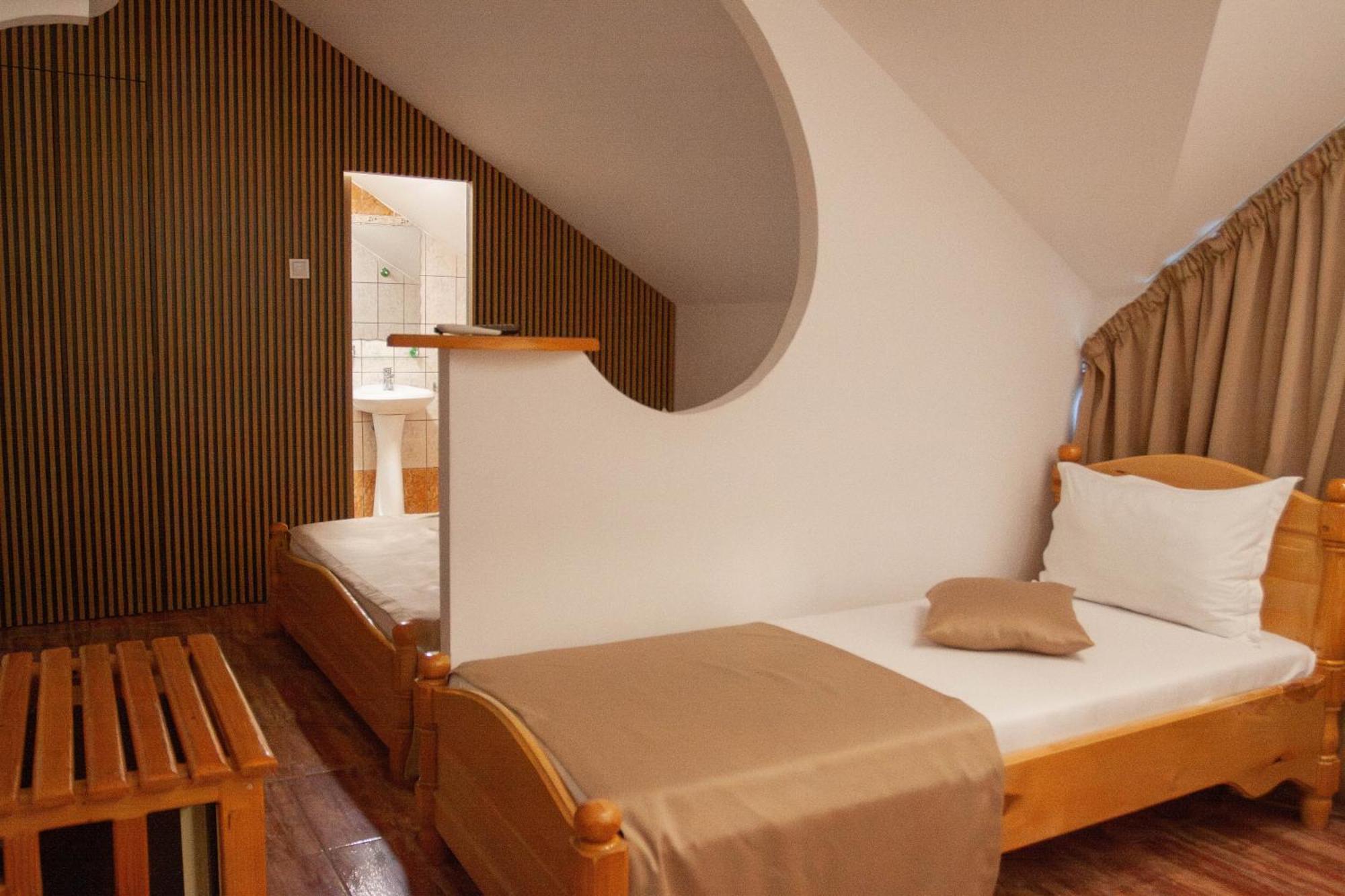 Steaua Apelor Family Resort Nufaru Exteriör bild