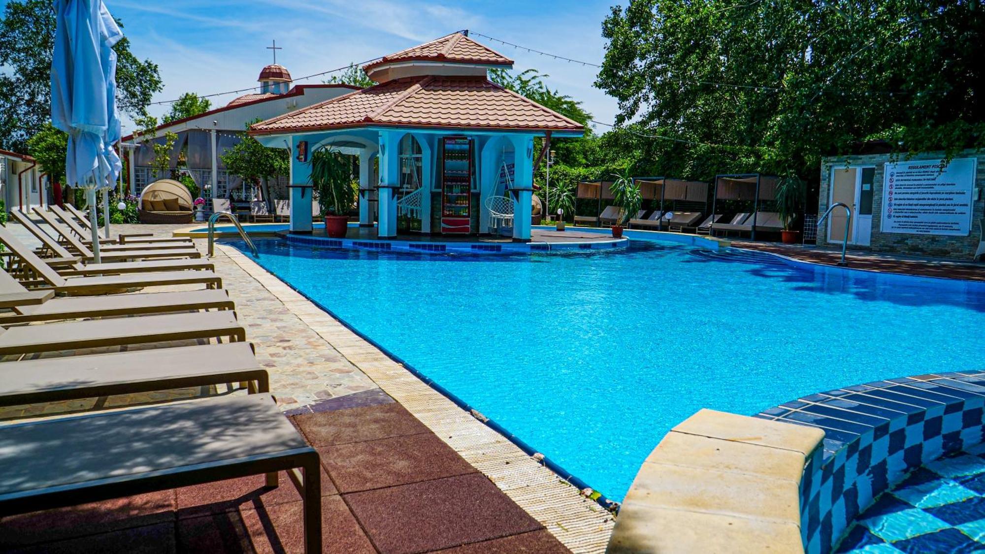Steaua Apelor Family Resort Nufaru Exteriör bild