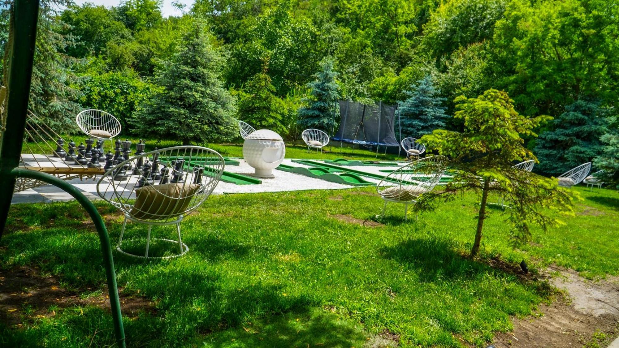 Steaua Apelor Family Resort Nufaru Exteriör bild