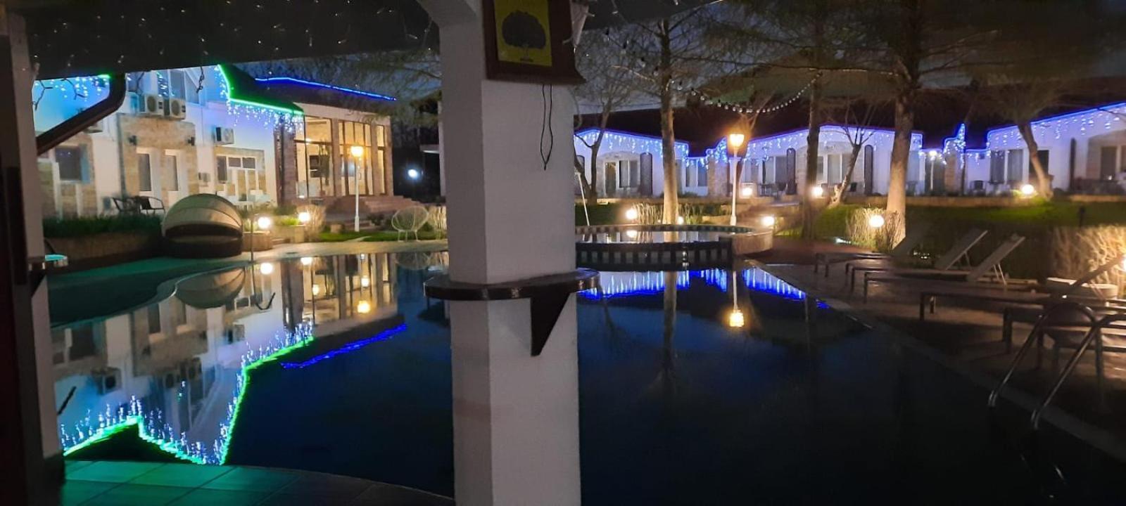 Steaua Apelor Family Resort Nufaru Exteriör bild